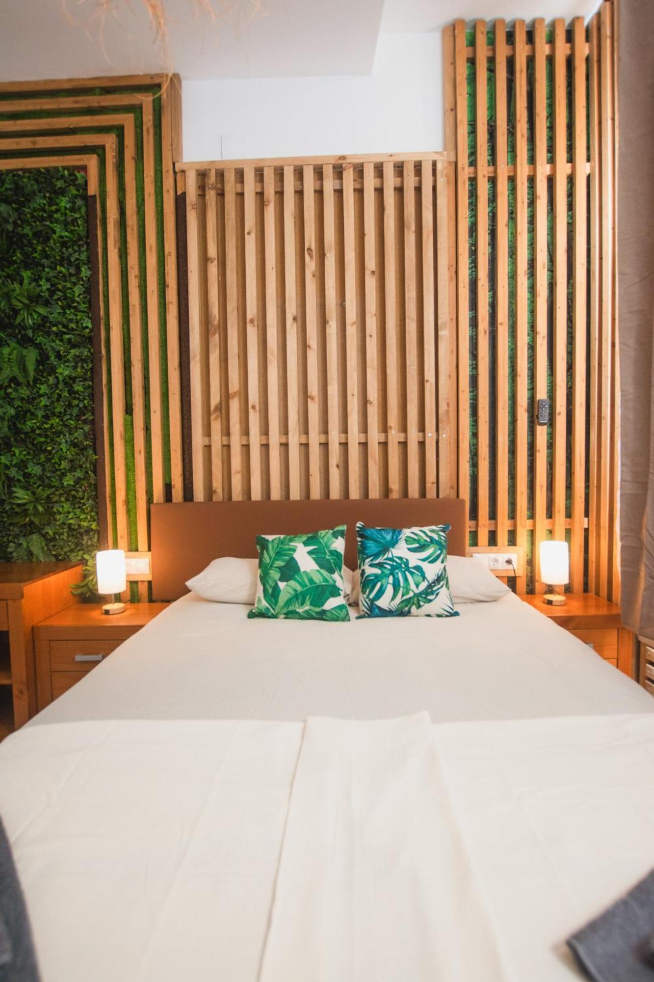 Banana Beach Patacona Rooms Альборая Екстер'єр фото