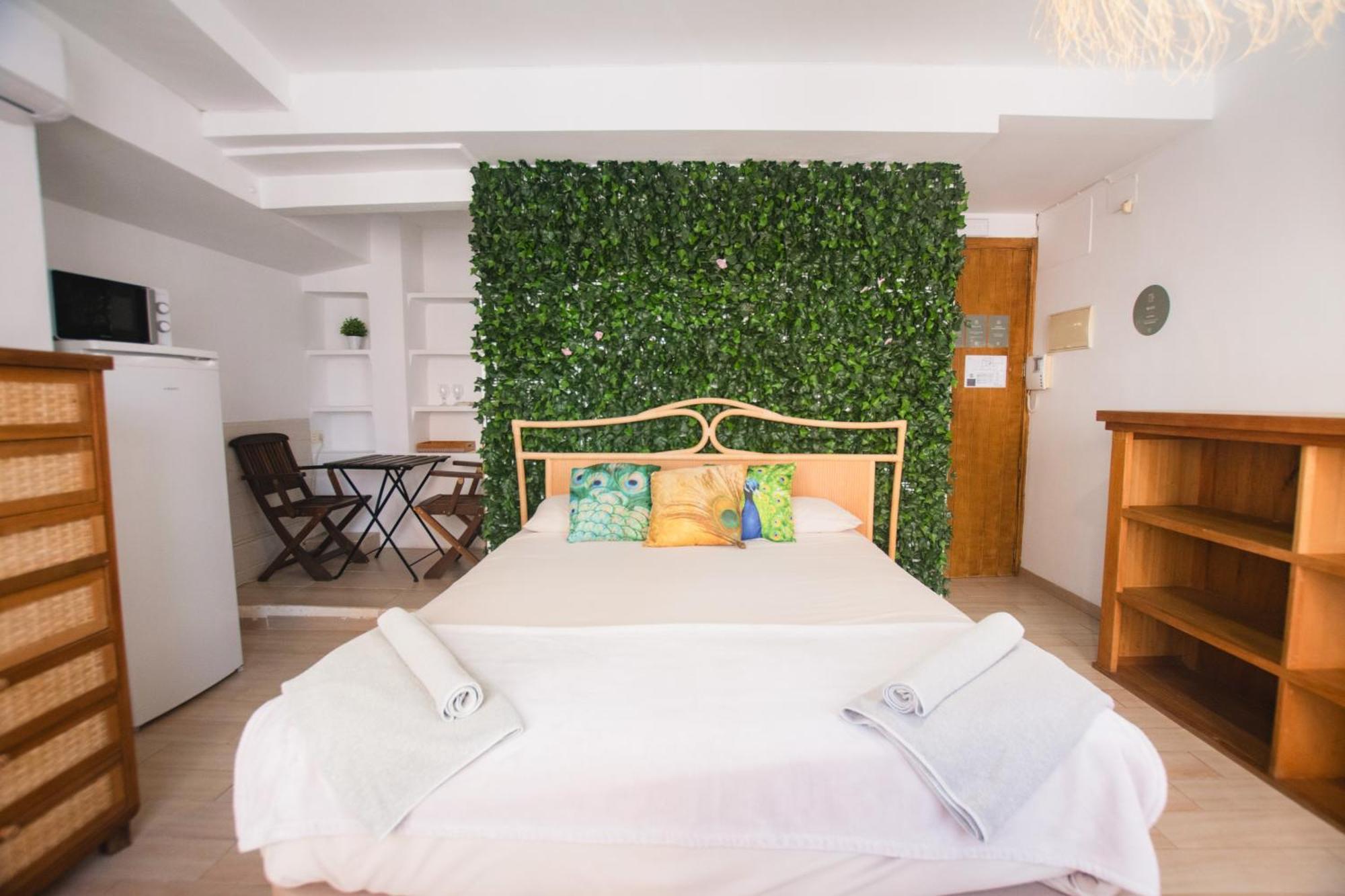 Banana Beach Patacona Rooms Альборая Номер фото