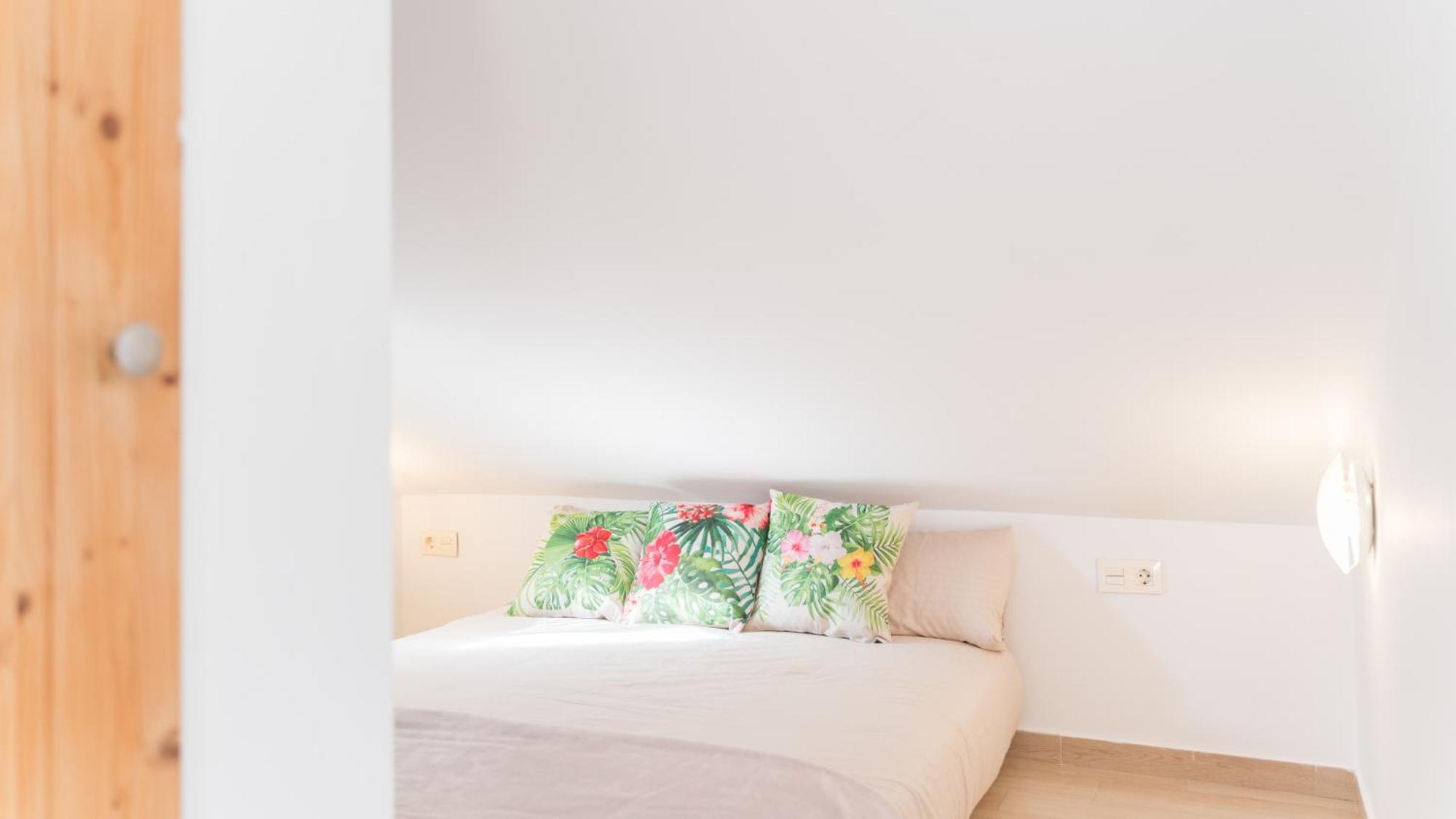 Banana Beach Patacona Rooms Альборая Номер фото