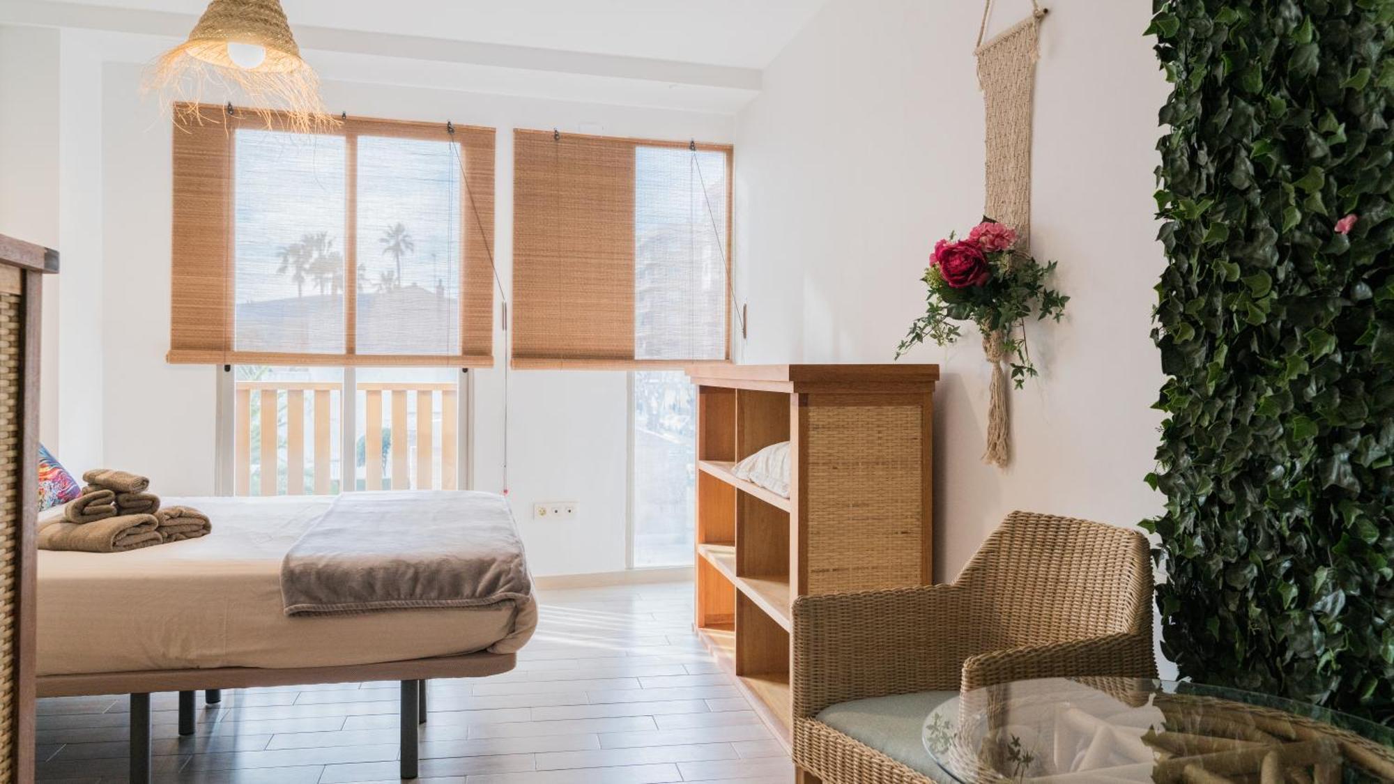 Banana Beach Patacona Rooms Альборая Номер фото